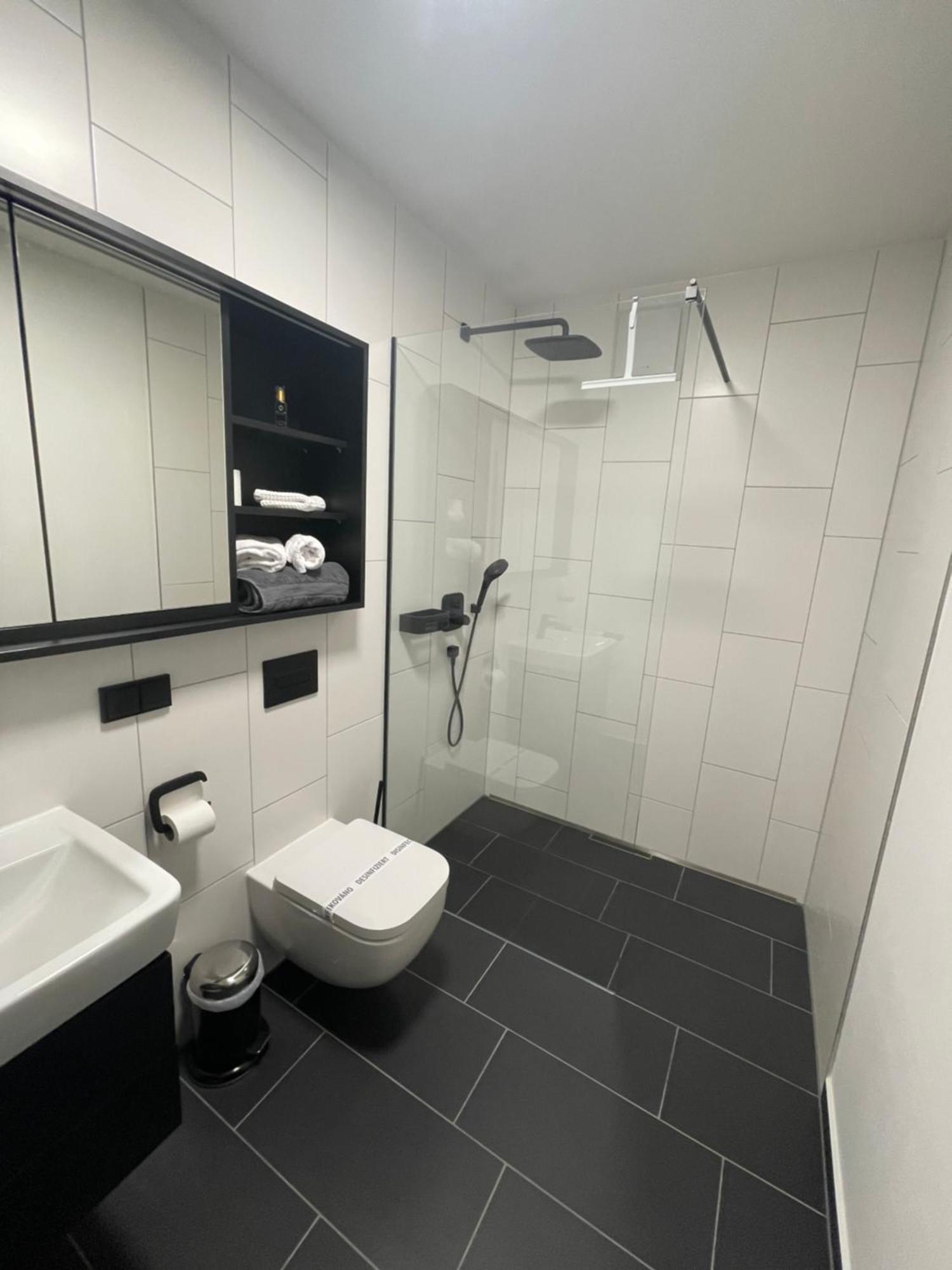 Hotelapartment Ueberwasser Mit Sauna Und Fitness Cuxhaven Ngoại thất bức ảnh